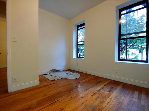 3151 Broadway image 2 of 8