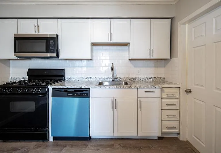 53 Main St #3 — Photo 1