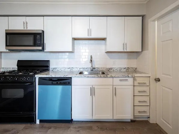 53 Main St #3, Cohoes, NY 12047