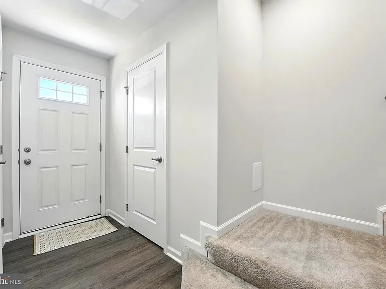 1716 Scenic Loop — Photo 11