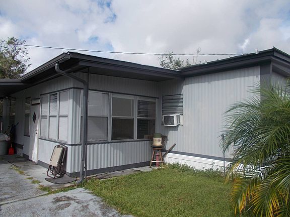 5th image of 457 Holiday Blvd