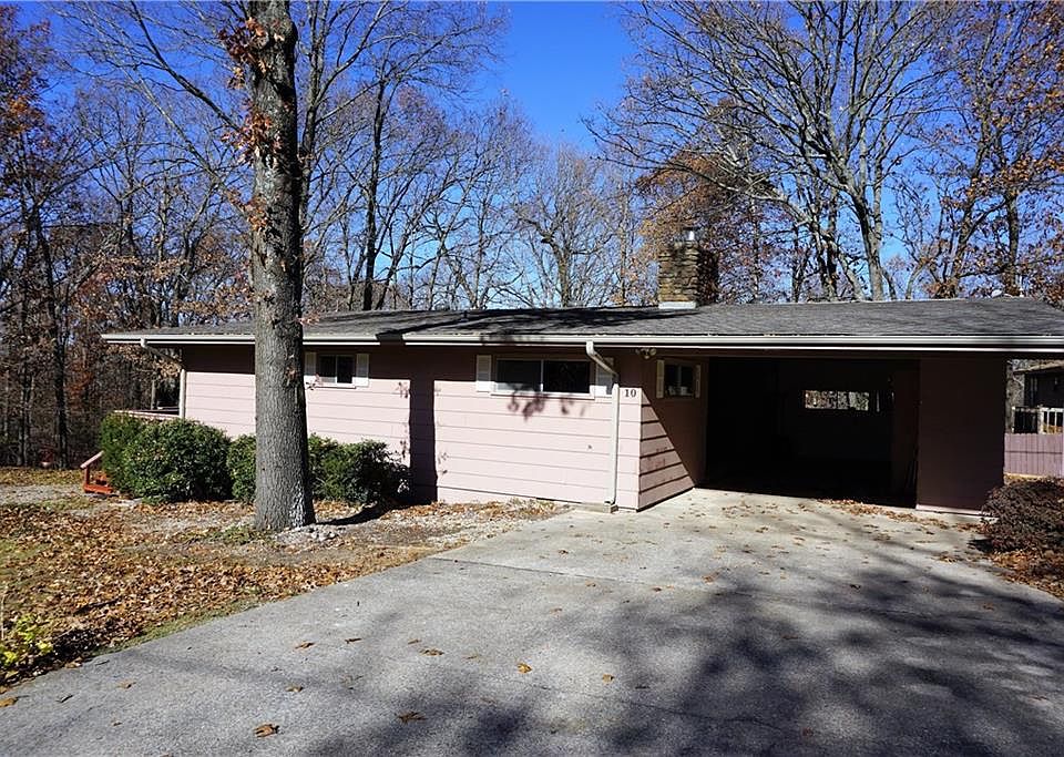 1st image of 10 Enfield Dr