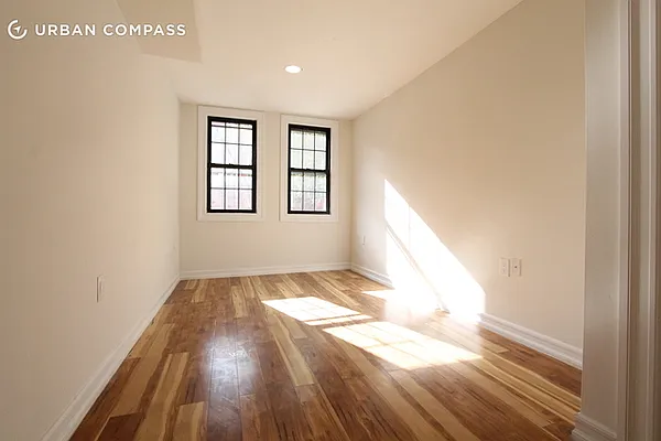 Rented by Compass | media 13