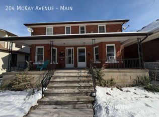 204 McKay Ave #202, Windsor, ON N9B 1Z4