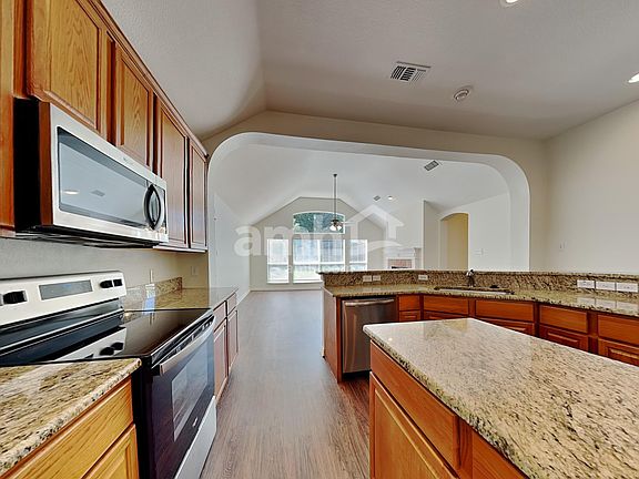 4th image of 5513 Broken Bend Dr