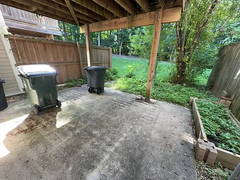 778 Woodlyn Dr S — Photo 19