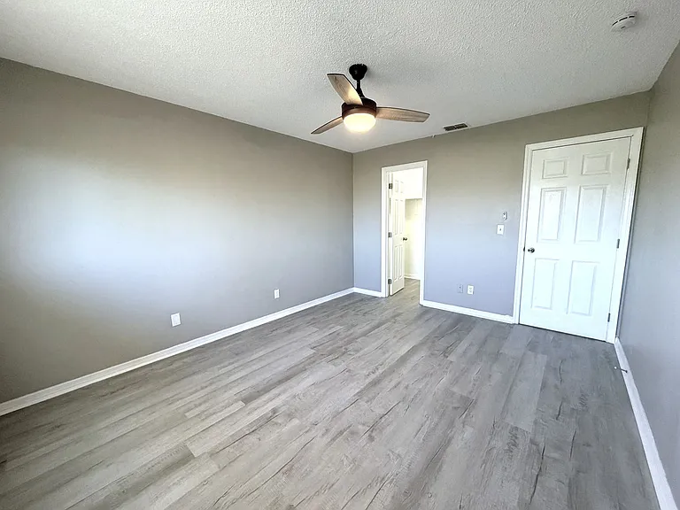 823 Gleason Pkwy — Photo 14