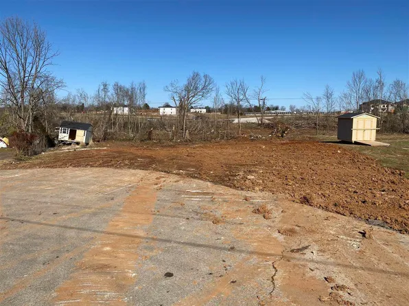 133 Meadowbrook Ct, Bowling Green, KY 42101