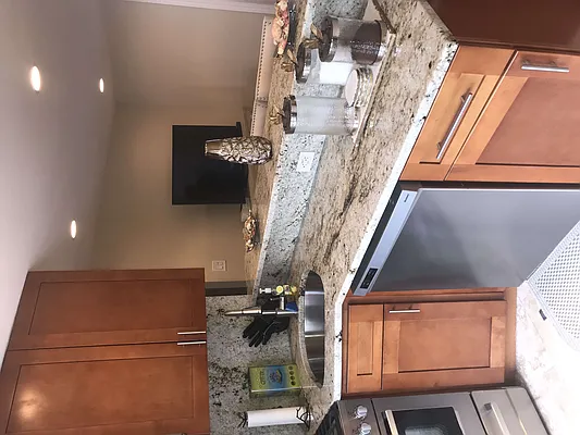 Rented by Thermos Realty & Management Inc | media 2