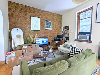 Rented by Manhattan Spaces