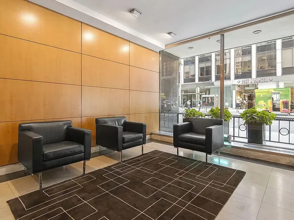 77 W 55th St APT 12J, New York, NY 10019