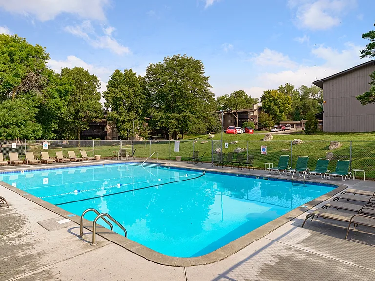 Fontenelle Hills — Photo 19