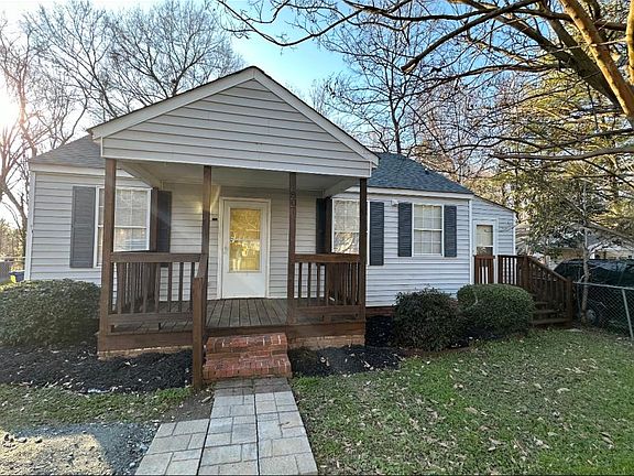 3rd image of 807 N Buckoak St