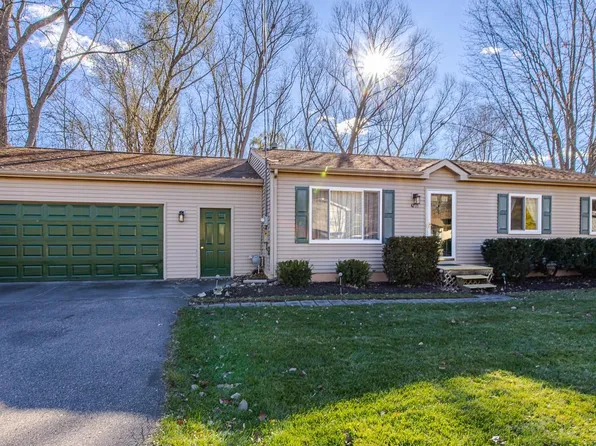 4771 Fiddle Ave, Waterford, MI 48328