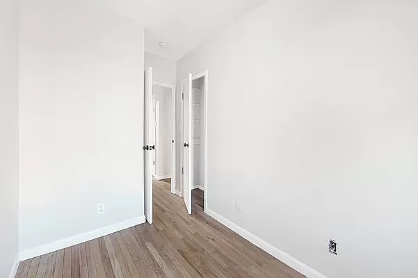 Rented by Friedman Mayer, LREB | media 13
