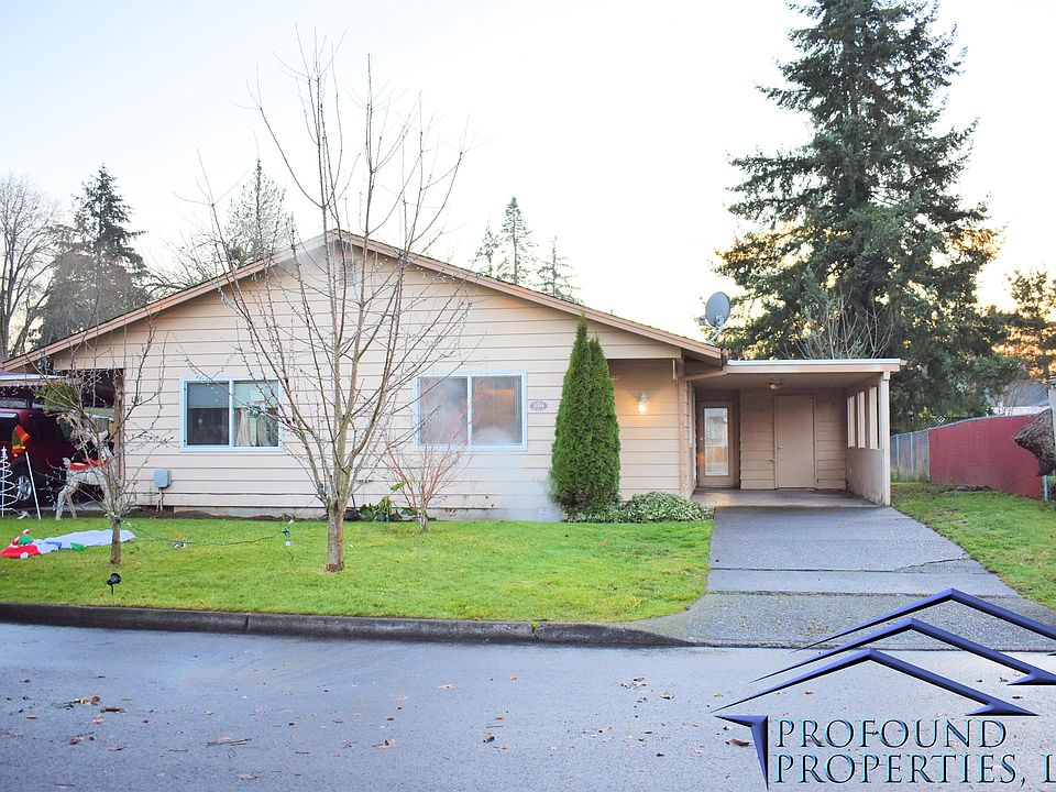 1st image of 1094 NE Turner Dr