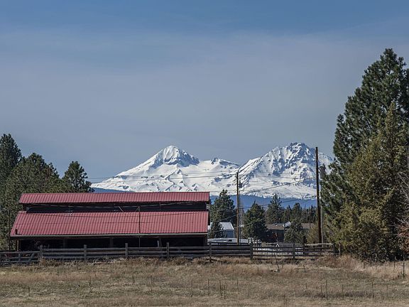 3rd image of 63320 Deschutes Market Rd