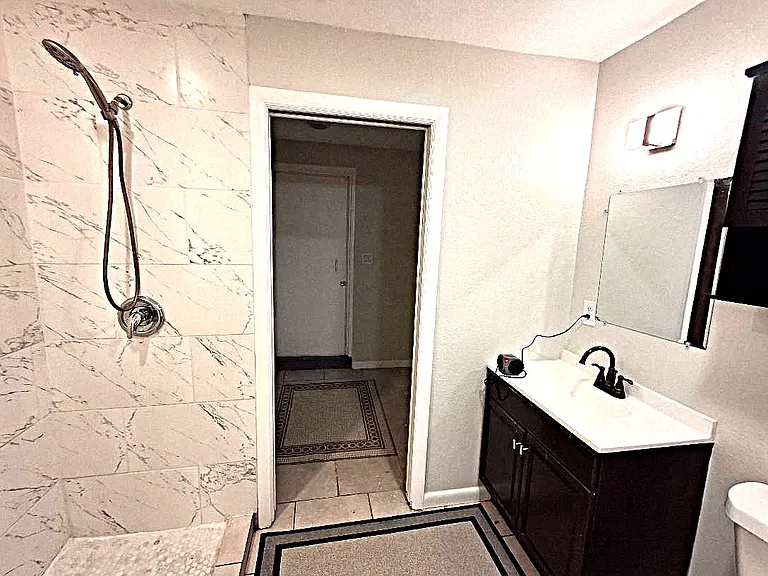 5641 94th Ter — Photo 20