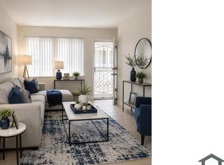 2133 1/2 Pacific Ave APT 4, Long Beach, CA 90806