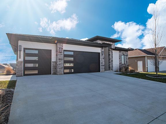 4th image of 2640 Nicklaus Blvd