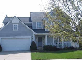 4990 S Ridgeside Cir, Ann Arbor, MI 48105