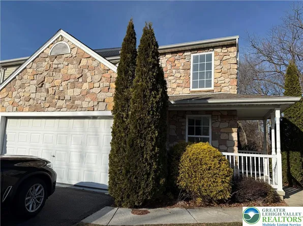 4141 Walter Rd, Bethlehem, PA 18020