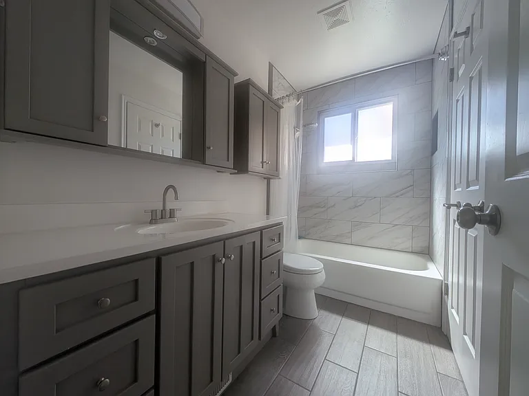 5750 S Dynasty Oaks Cir W — Photo 15