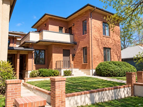 1612 17th St #2D, Boulder, CO 80302