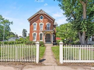 848 20th St, Rock Island, IL