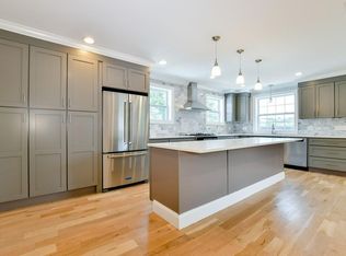 235 Webster St APT 2, Boston, MA 02128