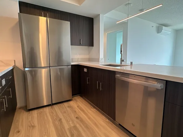 615 Keawe St #2208, Honolulu, HI 96813