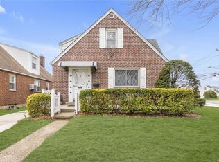 88 Ann St, Valley Stream, NY