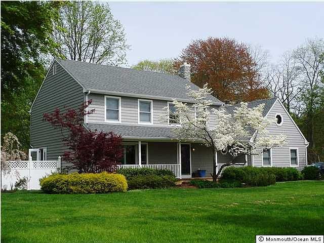 Updated 4 Bedroom Colonial in Middletown NJ