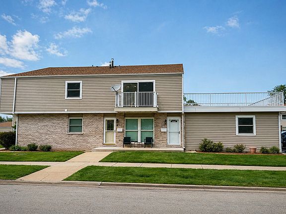 2nd image of 7602 159th Pl #19