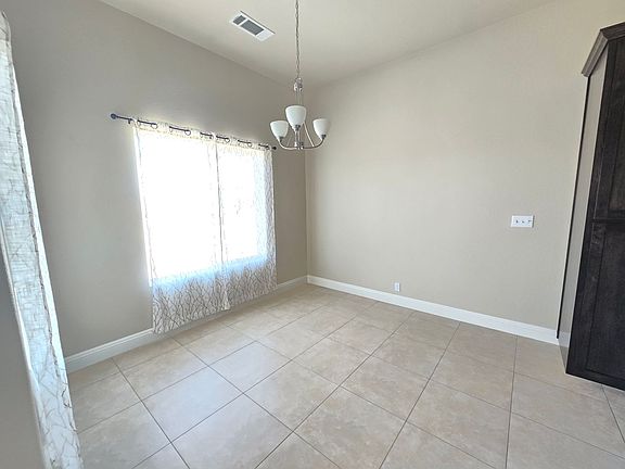 5th image of 128 Salt River Dr