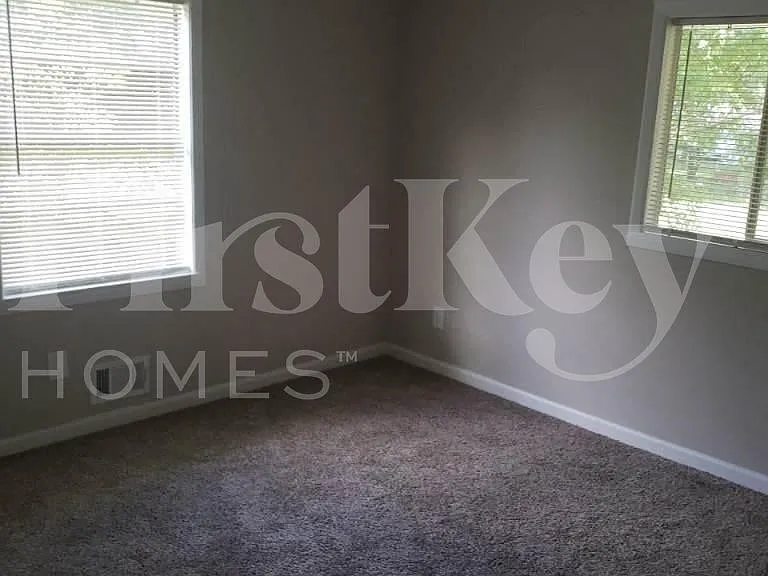 6741 Fallawater Cir — Photo 5