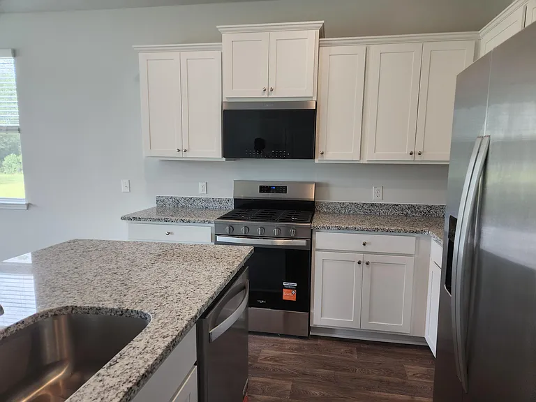 321 Bluebell Way — Photo 7