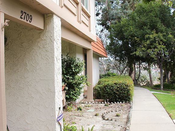 Walkway around to view