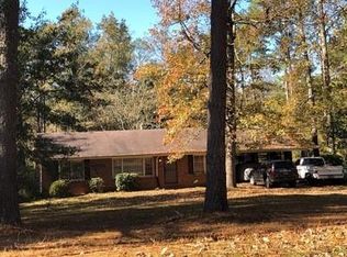 1365 Elva Dr SW, Atlanta, GA 30331
