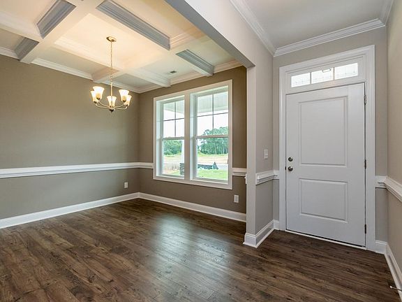 004 Foyer Compressed