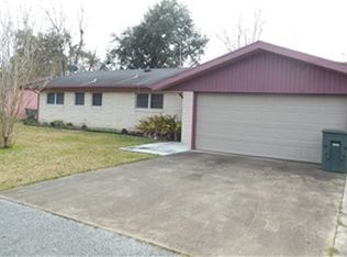 3021 5th Ave, Port Arthur, TX 77642