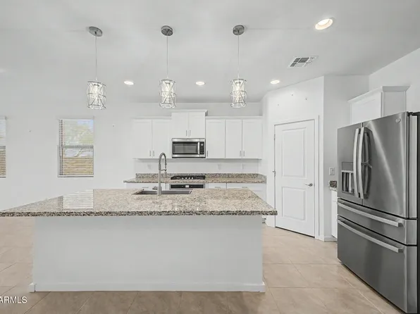 17969 W COLLEGE Drive, Goodyear, AZ 85395