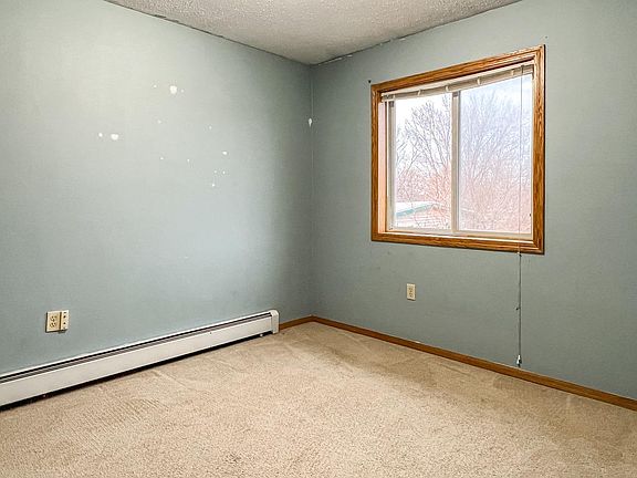 5th image of 2216 Longyear Ave #1