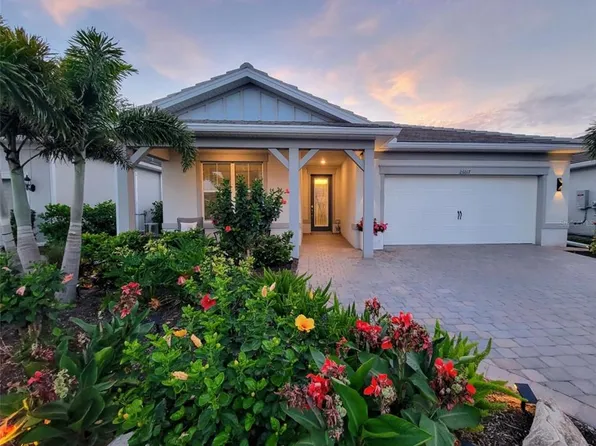 26017 Seastone Dr, Englewood, FL 34223