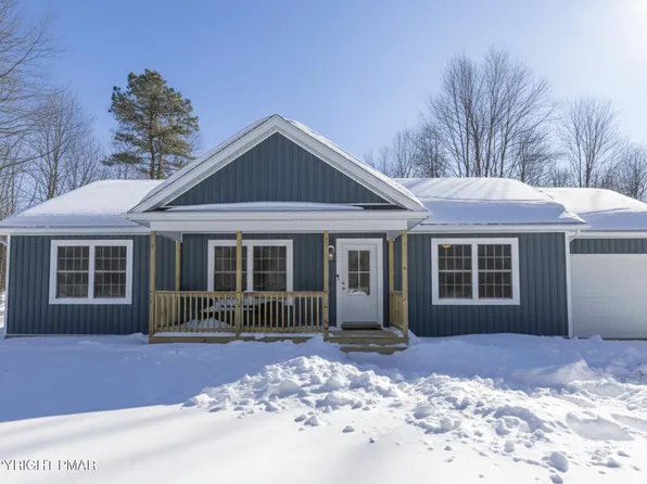 201 Sun Valley Dr, Blakeslee, PA 18610