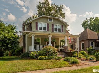 611 E Thorn St, Marion, IL 62959