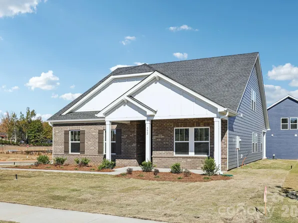 690 Danya Dr, York, SC 29745