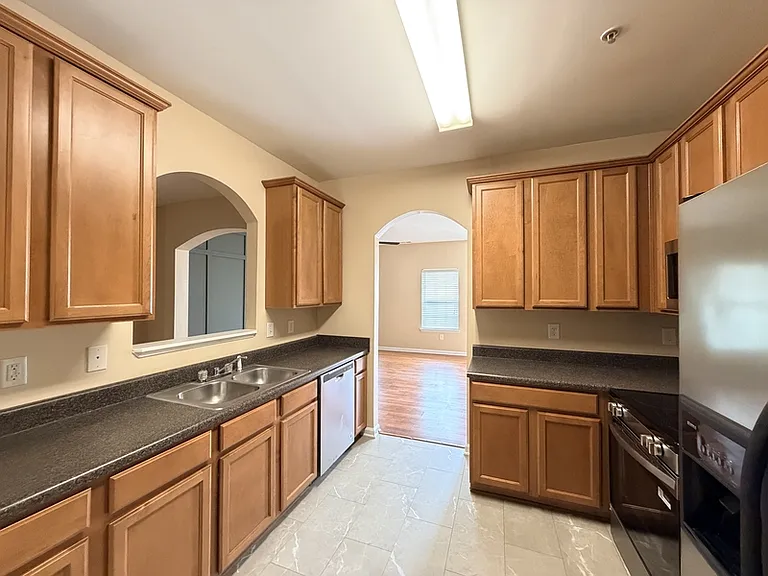 540 Georgia Way — Photo 4