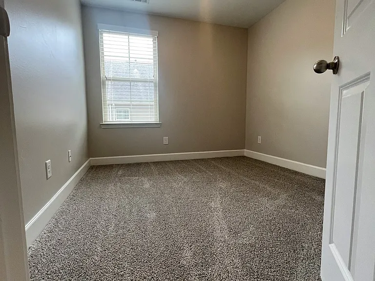 5541 Prada Dr — Photo 19