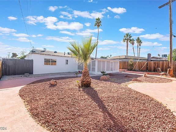 5th image of 4620 Cinderella Ln